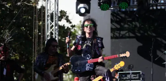 EL TRI EN LA FIESTA BROADWAY DE LOS ANGELES