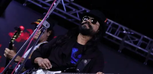 ROCK N ROLAS EN LOS ANGELES EN EL EVENTO “DEL BARRIO PARA EL BARRIO”