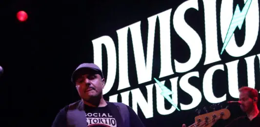 JUMBO Y DIVISION MINUSCULA EN LOS ANGELES
