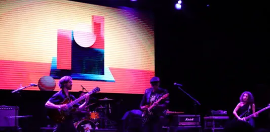 JUMBO Y DIVISION MINUSCULA EN LOS ANGELES
