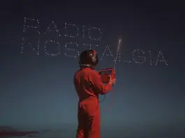 SIDDHARTHA SINTONIZA LOS RECUERDOS EN RADIO NOSTALGIA