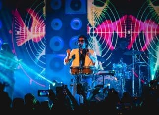 LEÓN LARREGUI FINALIZA SU PRISMARAMA USA TOUR CON UN SOLD OUT EN CHICAGO Leon Larregui