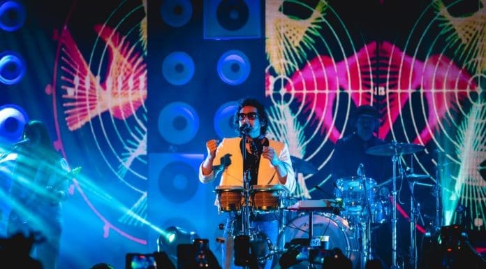 LEÓN LARREGUI FINALIZA SU PRISMARAMA USA TOUR CON UN SOLD OUT EN CHICAGO Leon Larregui