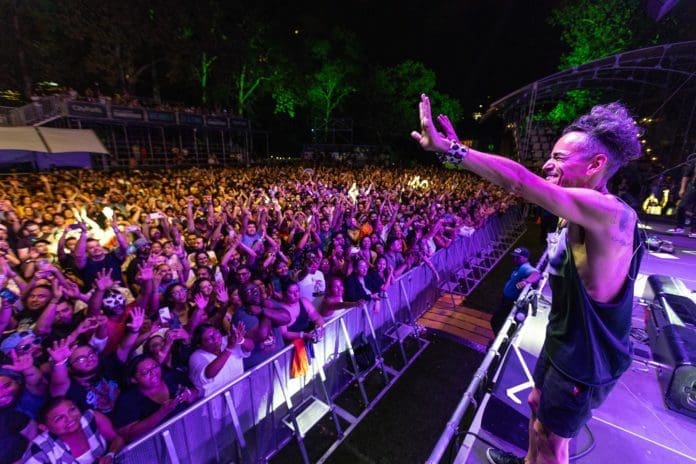 Cafe Tacvba y Ruen Brothers en el Central Park de Nueva York cafe tacvba