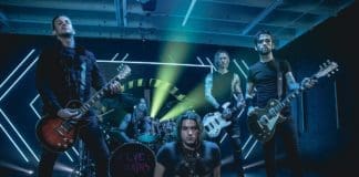 VELVET CHAINS REGRESA CON EL SORPRENDENTE SENCILLO “I AM THE OCEAN” velvet chains