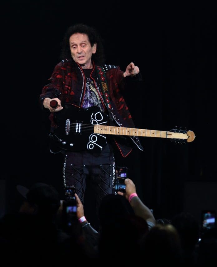 Y TODO POR EL ROCANROL EL TRI CELEBRO SU 55 ANIVERSARIO EN LOS ANGELES El Tri