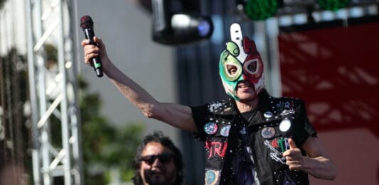 EL TRI EN LA FIESTA BROADWAY DE LOS ANGELES