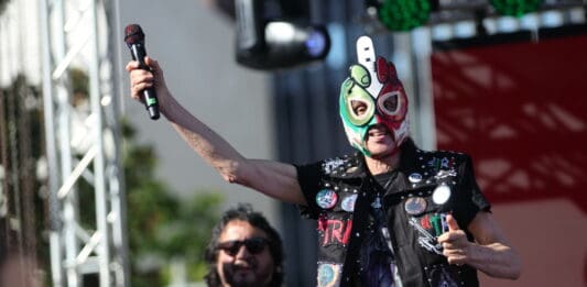 EL TRI EN LA FIESTA BROADWAY DE LOS ANGELES