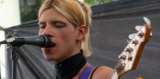 LA BANDA COLOMBIANA ENTRECO EN EL TIANGUIS CULTURAL EL CHOPO LA BANDA COLOMBIANA ENTRECO EN EL TIANGUIS CULTURAL EL CHOPO