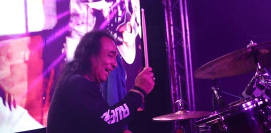 ROCK N ROLAS EN LOS ANGELES EN EL EVENTO “DEL BARRIO PARA EL BARRIO”
