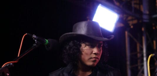 ROCK N ROLAS EN LOS ANGELES EN EL EVENTO “DEL BARRIO PARA EL BARRIO”
