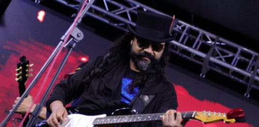 ROCK N ROLAS EN LOS ANGELES EN EL EVENTO “DEL BARRIO PARA EL BARRIO”