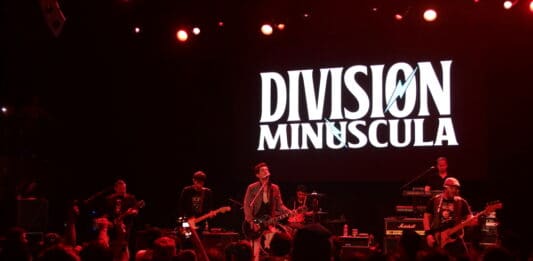 JUMBO Y DIVISION MINUSCULA EN LOS ANGELES