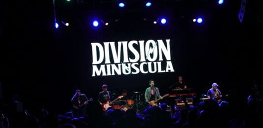 JUMBO Y DIVISION MINUSCULA EN LOS ANGELES