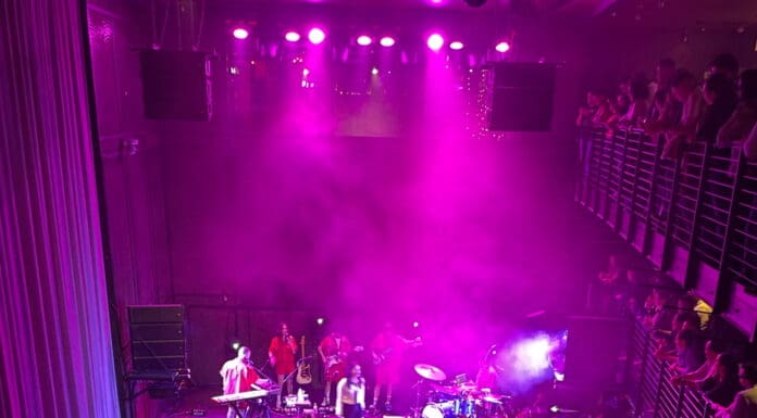 XIMENA SARIÑANA “LA ROMPE” EN SAN DIEGO CON SU NUEVO TOUR