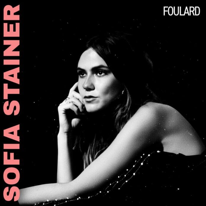 SOFÍA STAINER REVELA NUEVA CANCIÓN RÍTMICA DE SU DISCO “FOULARD”