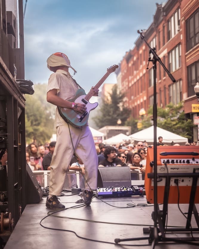 AUSTIN TV EN EL WICKER PARK FEST DE CHICAGO