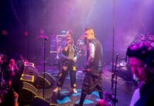 SINKRONIA CONQUISTA ESCENARIOS DE ESTADOS UNIDOS COMO OPENING ACT DE PANTEON ROCOCO