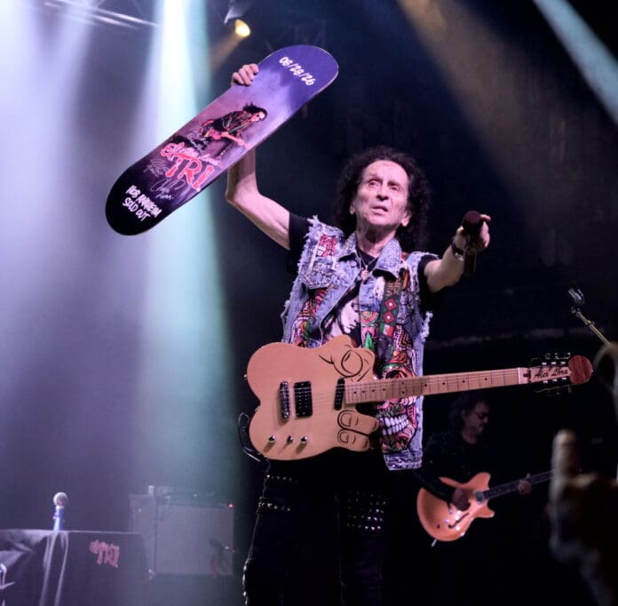 ALEX LORA Y EL TRI HACEN HISTORIA CON TRES SOLD OUT EN CALIFORNIA.